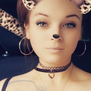 Meet your Posher, Adalina